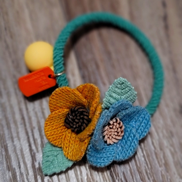 Vintage style hair ties - Picture 2 of 3